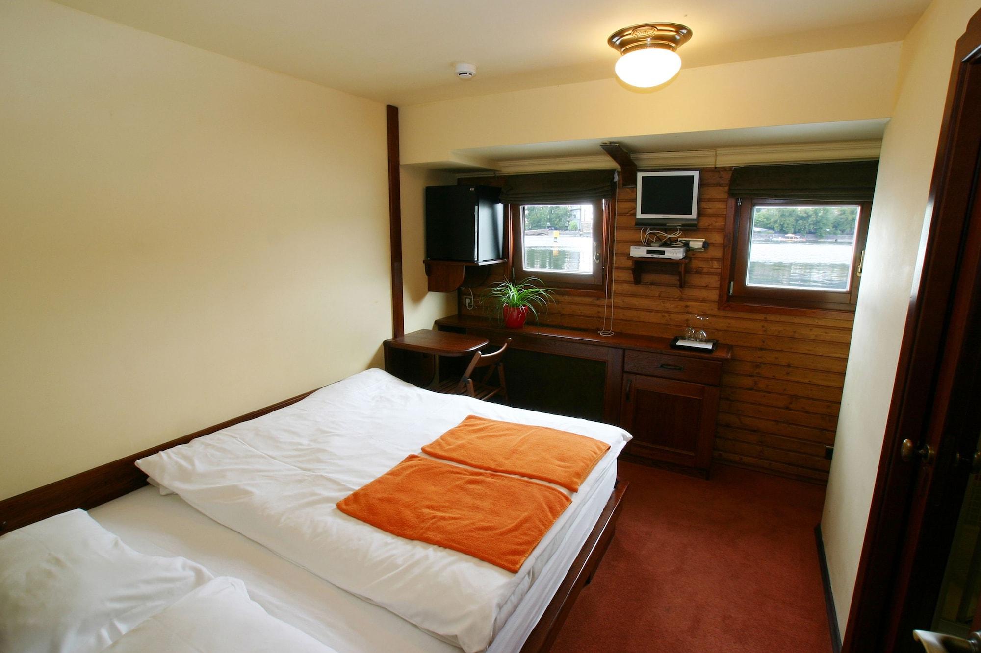 Boat Hotel Matylda Prag Eksteriør billede