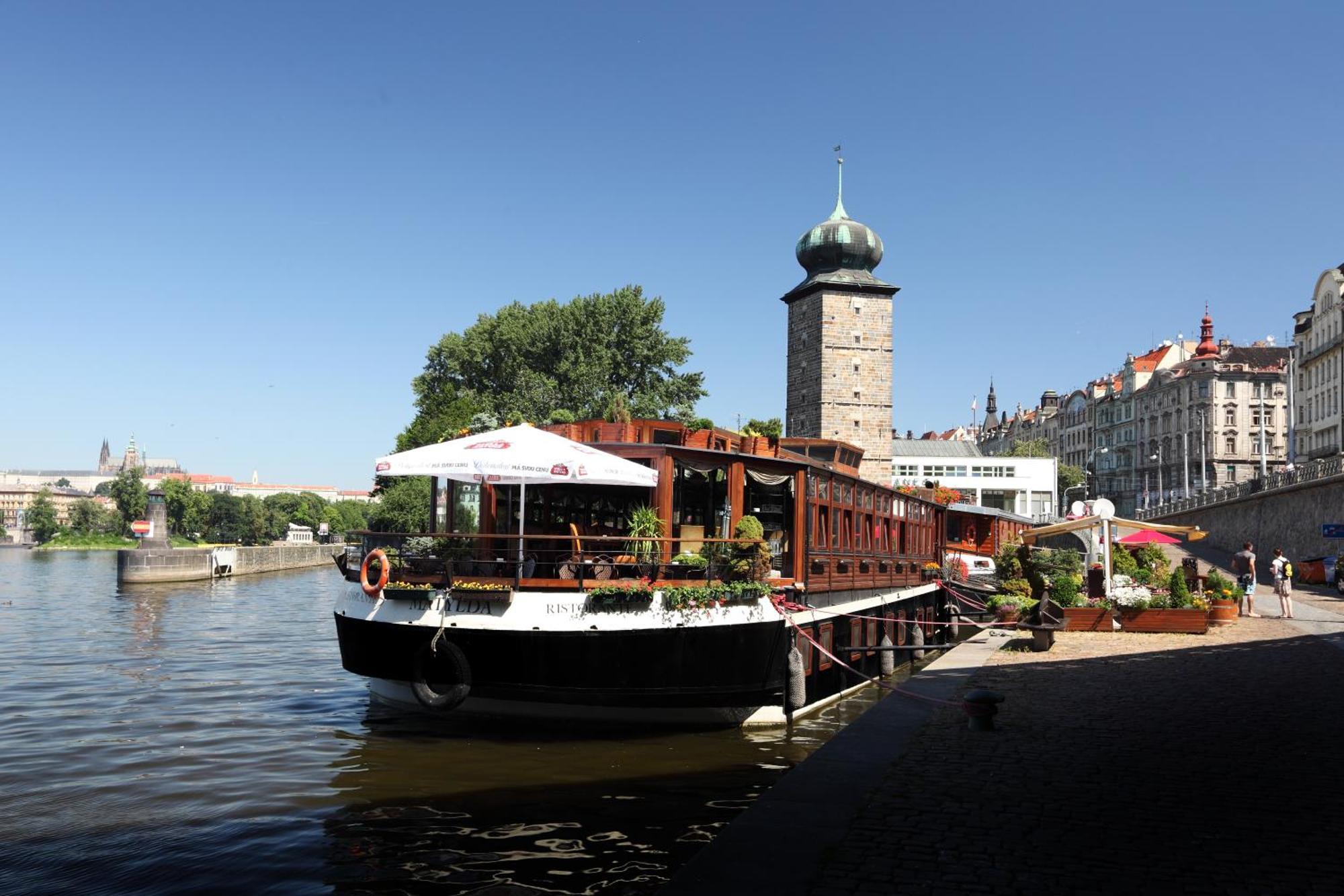 Boat Hotel Matylda Prag Eksteriør billede