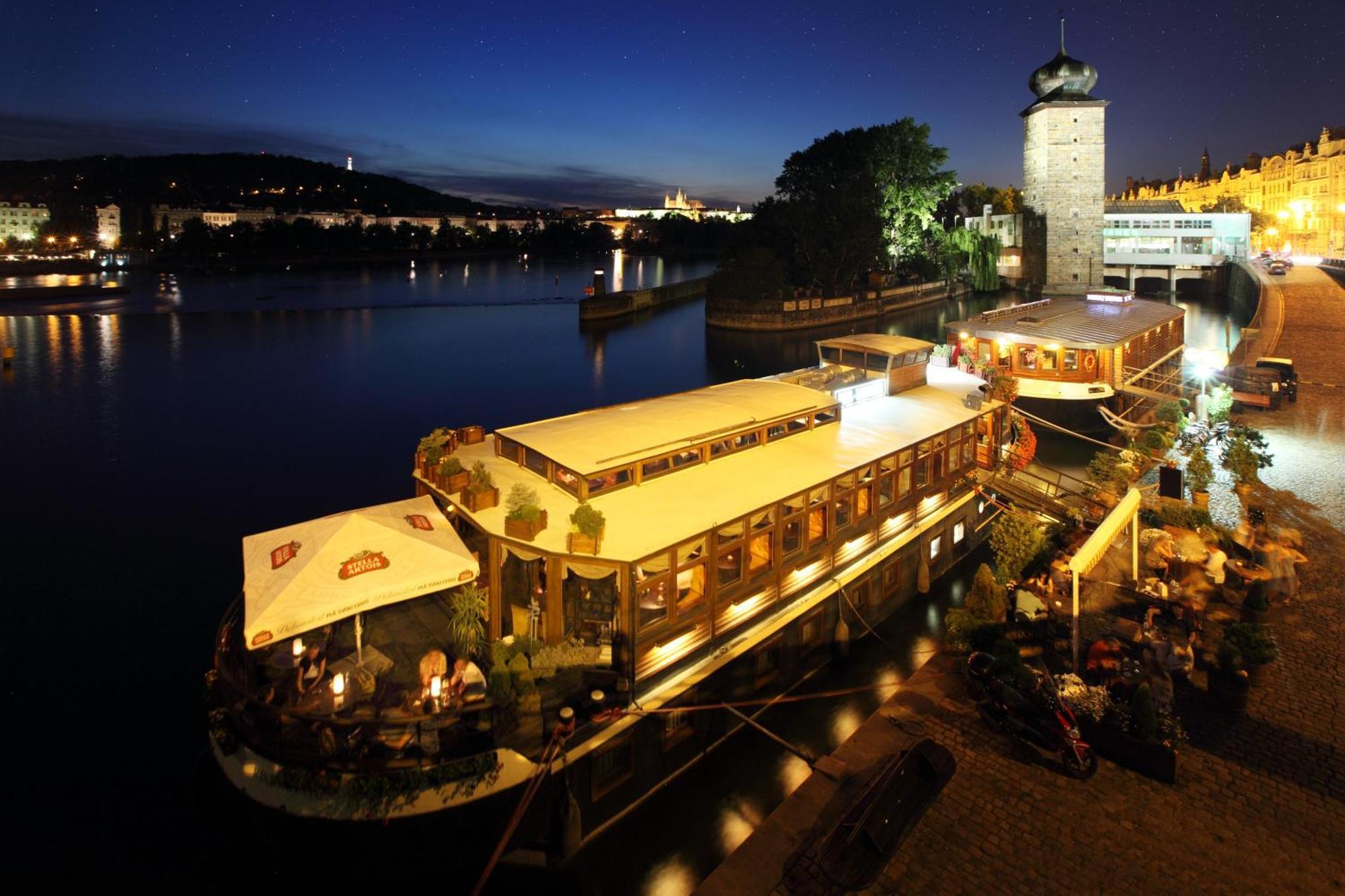 Boat Hotel Matylda Prag Eksteriør billede