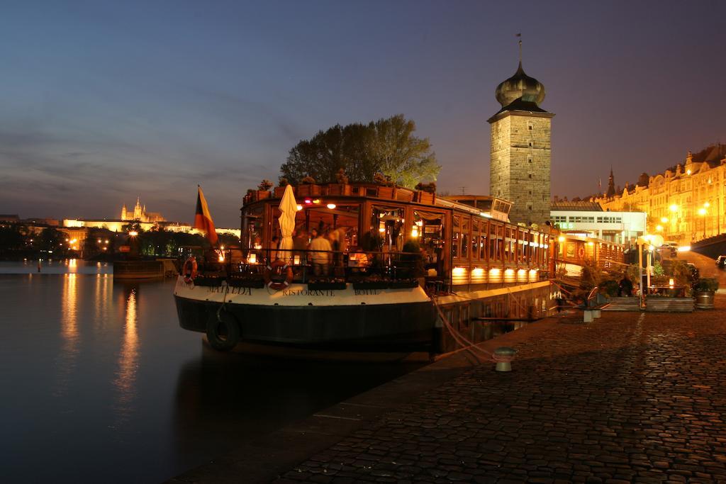 Boat Hotel Matylda Prag Eksteriør billede